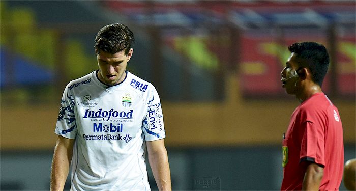 Nick Kuipers Ungkap Situasi dan Kondisi Terkini di Skuad Persib